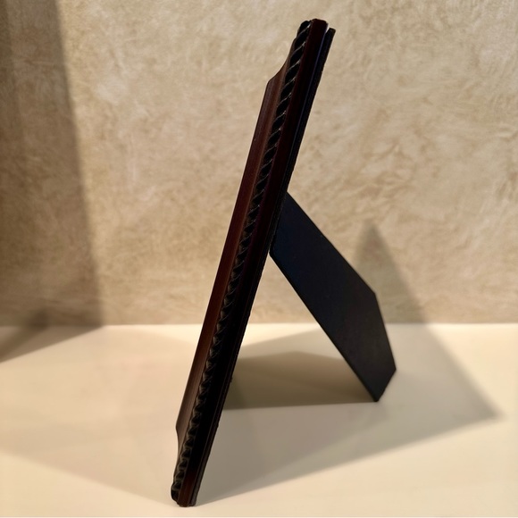 Timeless Frames 5 x 7 Vertical/Horizontal Walnut Picture Frame - Picture 6 of 7